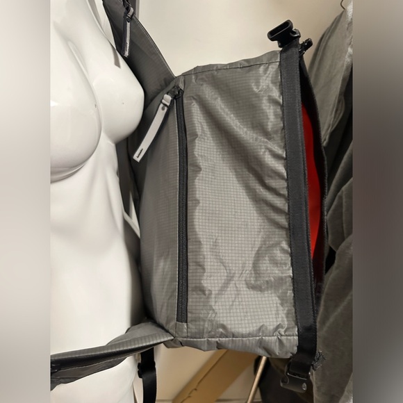 Timbuk2 sling bag - Picture 4 of 4